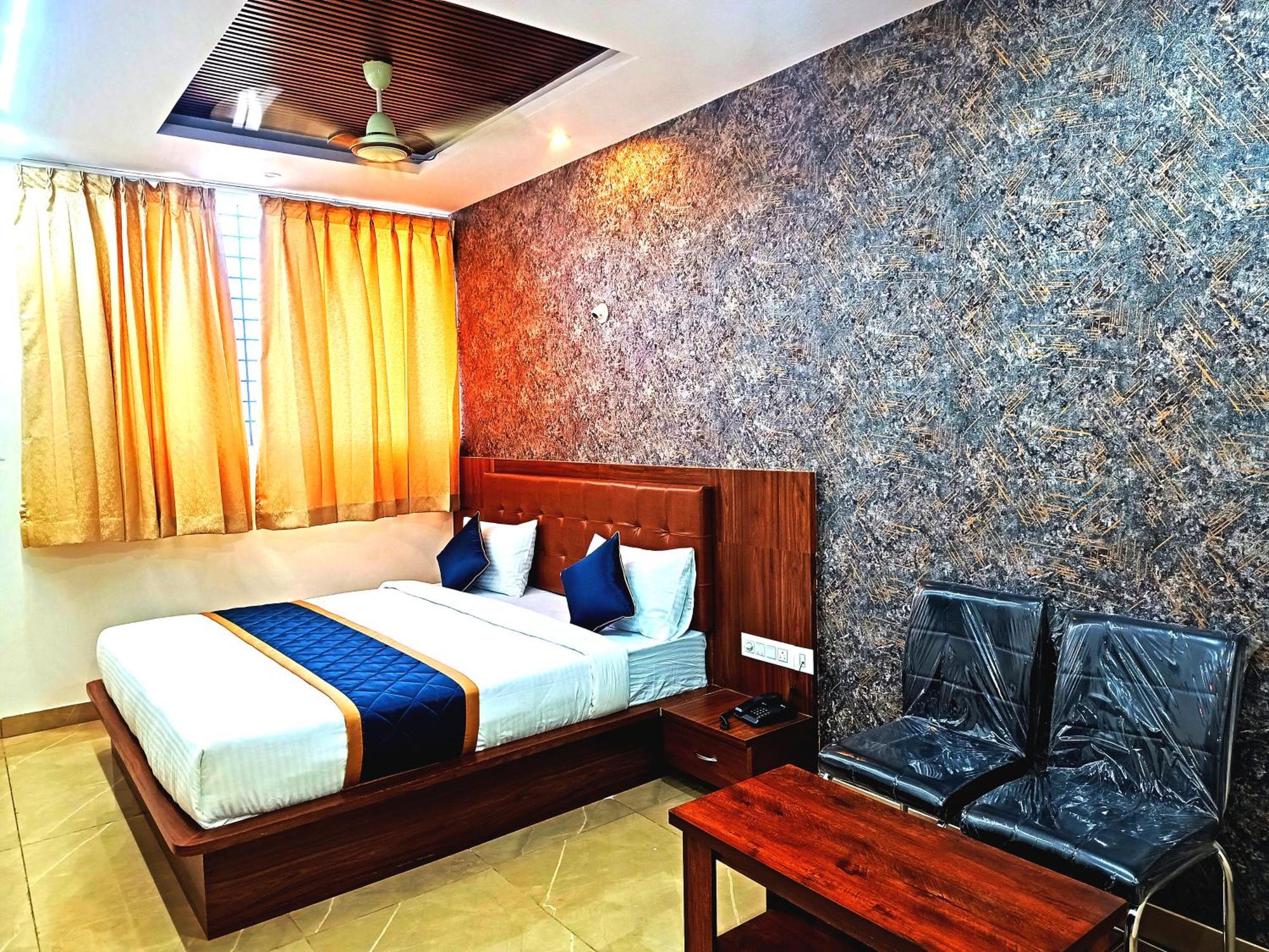 Hotel Achhu Palace Bangalore Buitenkant foto