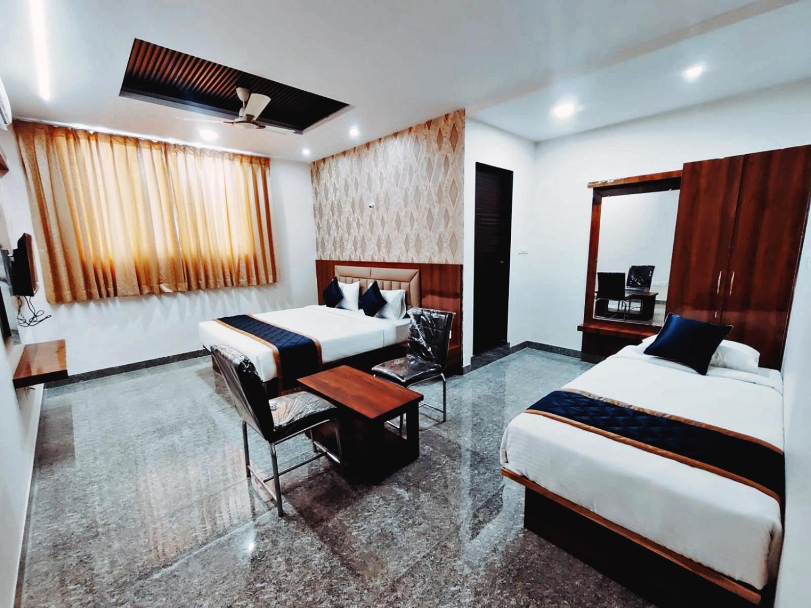 Hotel Achhu Palace Bangalore Buitenkant foto